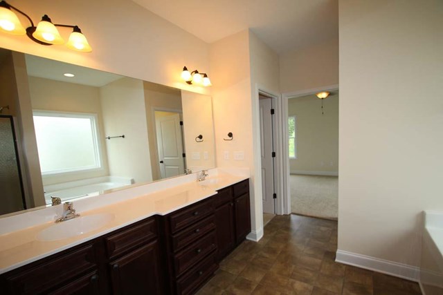 128 Celebration Blvd, Lagrange, GA 30241 photo 6