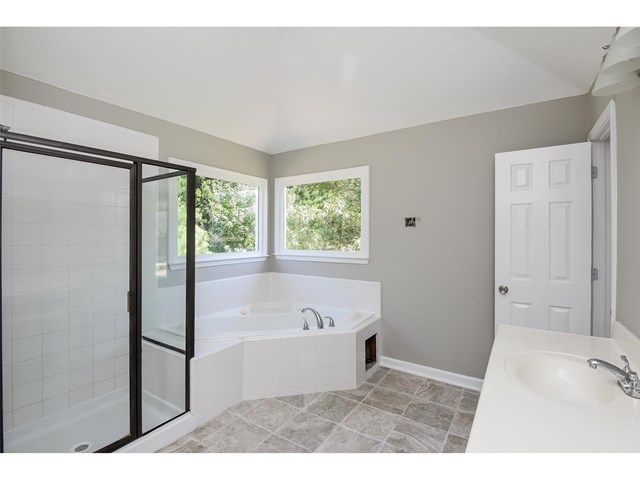 3315 Chartwell Pl, Suwanee, GA 30024 photo 17