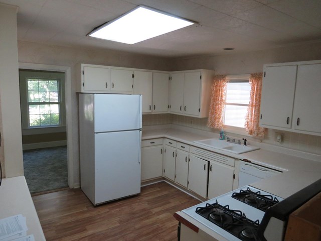 148 Boulevard, Toccoa, GA 30577 photo 3