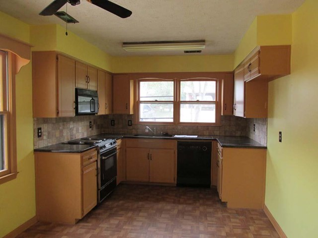 102 Glendale Dr, Lagrange, GA 30240 photo 3