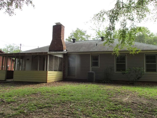 102 Glendale Dr, Lagrange, GA 30240 photo 5