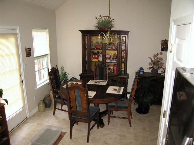 825 Masters Dr, Monroe, GA 30655 photo 6