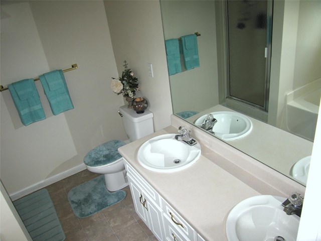 825 Masters Dr, Monroe, GA 30655 photo 9