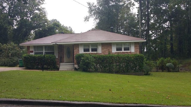 641 Shellnut Dr, Forest Park, GA 30297 photo 1