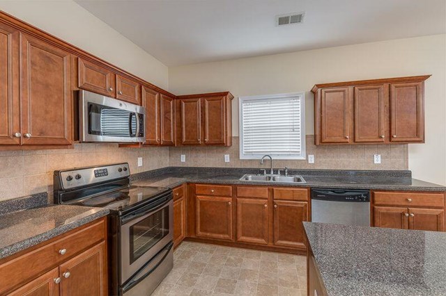 50 Savannah Cir, Covington, GA 30016 photo 10