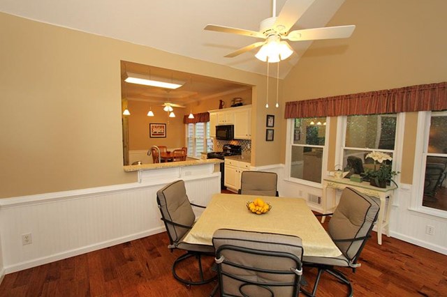 1989 Firelight Ln, Buford, GA 30519 photo 12