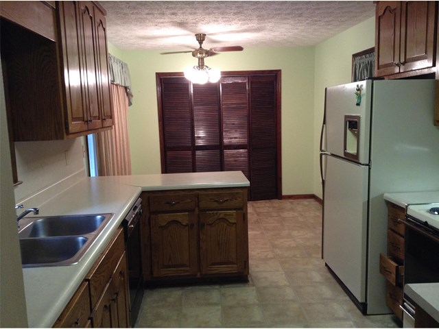 13709 Panhandle Rd, Hampton, GA 30228 photo 5