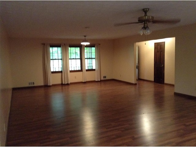 13709 Panhandle Rd, Hampton, GA 30228 photo 4
