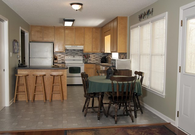 2961 Rosecommons Dr, Hampton, GA 30228 photo 7