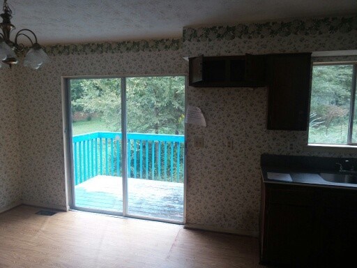 6684 Hearth Ct, Rex, GA 30273 photo 4
