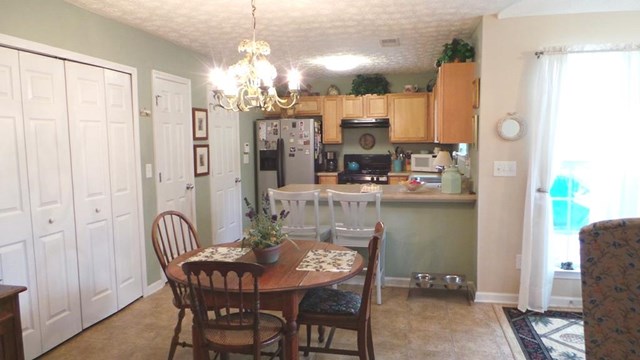 322 Preakness Dr, Lagrange, GA 30241 photo 7