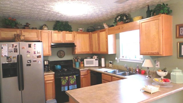 322 Preakness Dr, Lagrange, GA 30241 photo 4