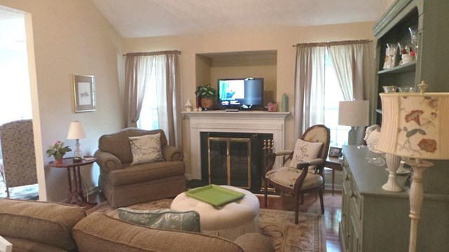 322 Preakness Dr, Lagrange, GA 30241 photo 3