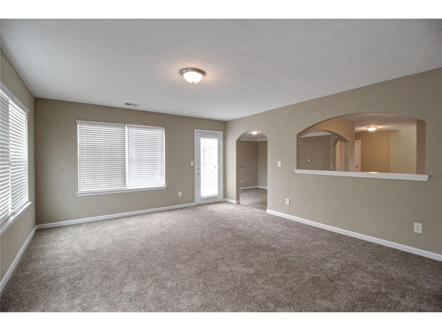 395 Lamont Ln, Hampton, GA 30228 photo 9