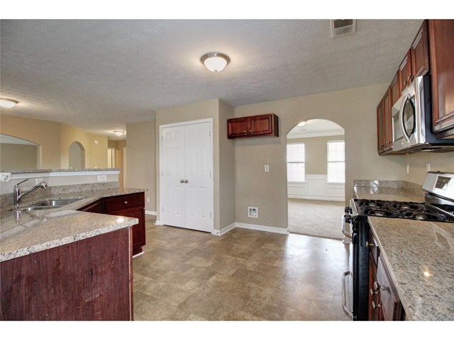 395 Lamont Ln, Hampton, GA 30228 photo 14