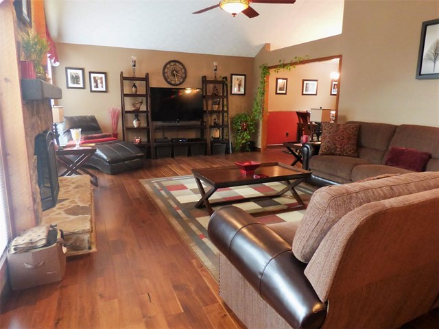 2742 Old Coach Rd, Duluth, GA 30096 photo 4