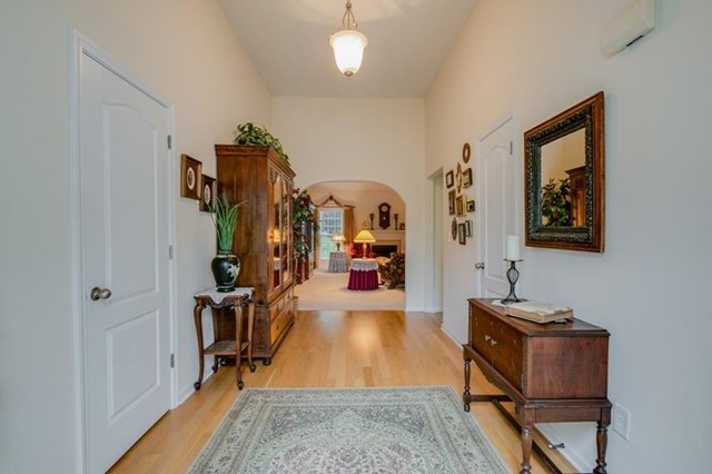 725 Moonlite Trce, Winder, GA 30680 photo 3