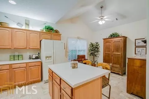 725 Moonlite Trce, Winder, GA 30680 photo 8