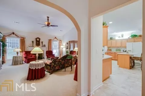 725 Moonlite Trce, Winder, GA 30680 photo 4