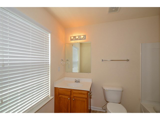 2169 Meadow Peak Rd, Duluth, GA 30097 photo 3