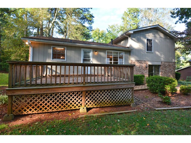 2642 Amy Ct, Duluth, GA 30096 photo 3