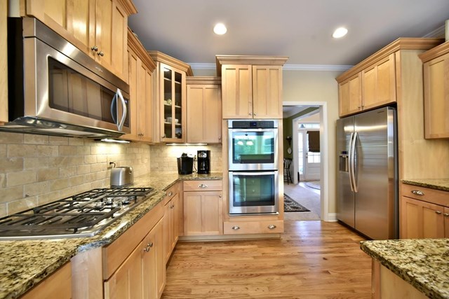 9045 Forest Path Dr, Gainesville, GA 30506 photo 9