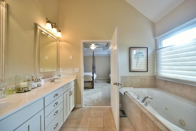 9045 Forest Path Dr, Gainesville, GA 30506 photo 15