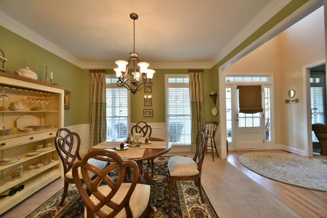 9045 Forest Path Dr, Gainesville, GA 30506 photo 5