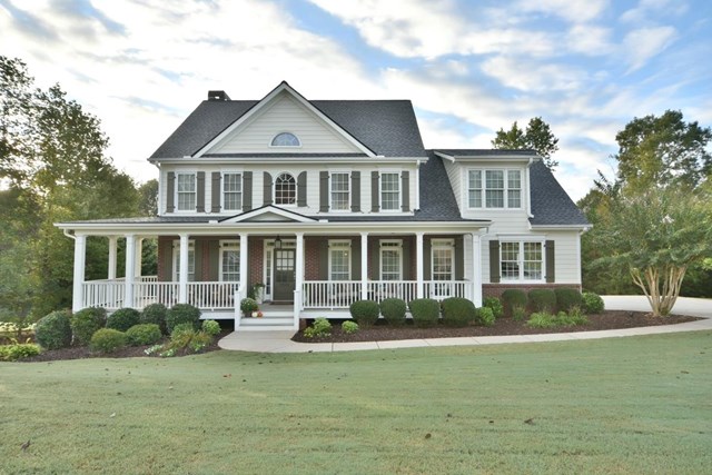 9045 Forest Path Dr, Gainesville, GA 30506 photo 1