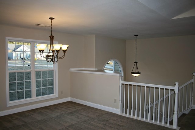 372 Embassy Dr, Winder, GA 30680 photo 6