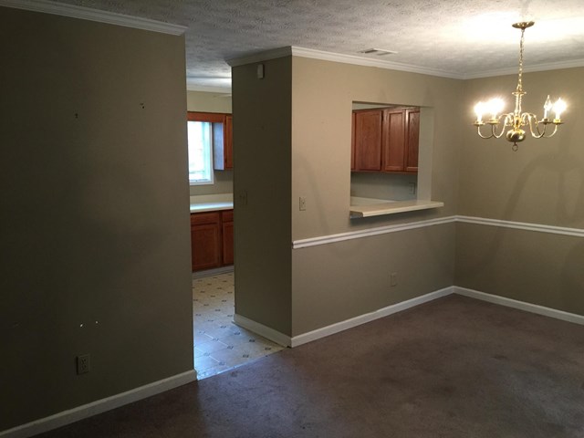 6406 Oakleaf Ln, Morrow, GA 30260 photo 10
