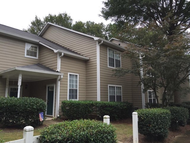 6406 Oakleaf Ln, Morrow, GA 30260 photo 1