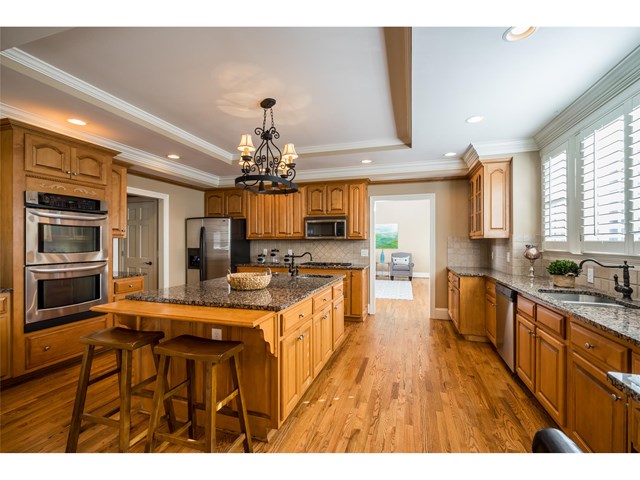 19 Crolley Ln, White, GA 30184 photo 6