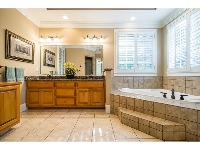 19 Crolley Ln, White, GA 30184 photo 13