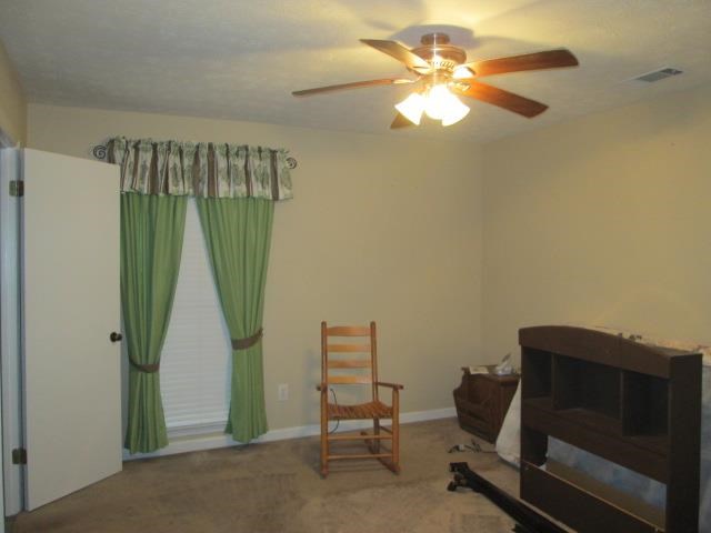400 Pebble Dr, Lagrange, GA 30241 photo 7