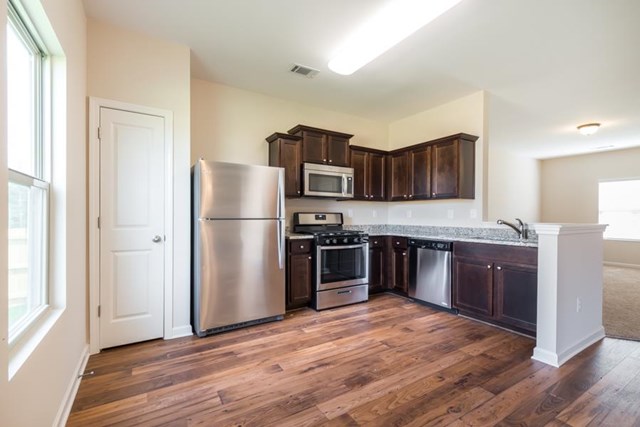 4306 Box Elder Path, Gainesville, GA 30504 photo 2