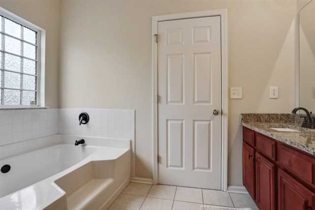 1040 Red Cedar Trl, Suwanee, GA 30024 photo 16
