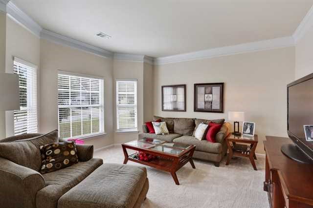 1040 Red Cedar Trl, Suwanee, GA 30024 photo 3