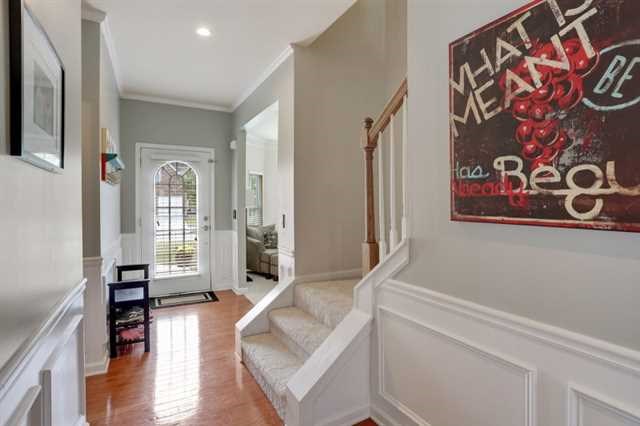1040 Red Cedar Trl, Suwanee, GA 30024 photo 2