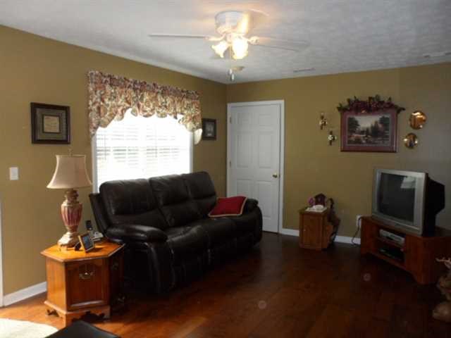 809 Lodgeview Dr, Bethlehem, GA 30620 photo 8