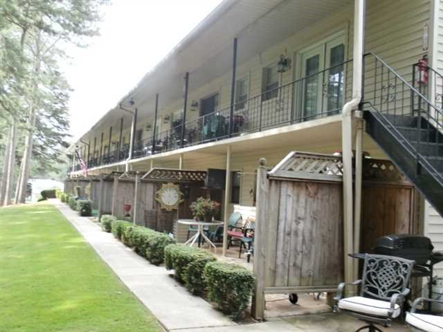 2109 Pine Tree Dr #C-15, Buford, GA 30518 photo 1