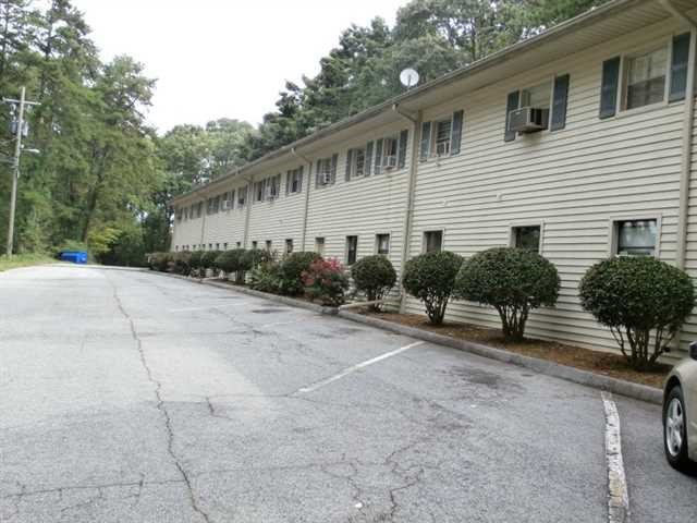 2109 Pine Tree Dr #C-15, Buford, GA 30518 photo 2