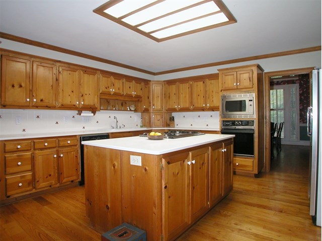 9905 Farmbrook Ln, Alpharetta, GA 30022 photo 7