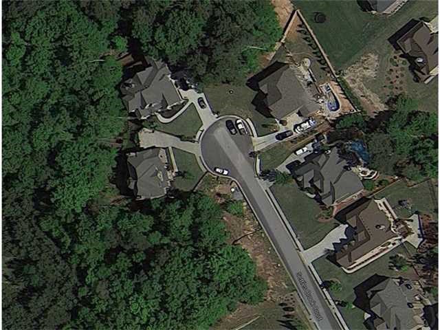 570 Settles Brook Ct, Suwanee, GA 30024 photo 11