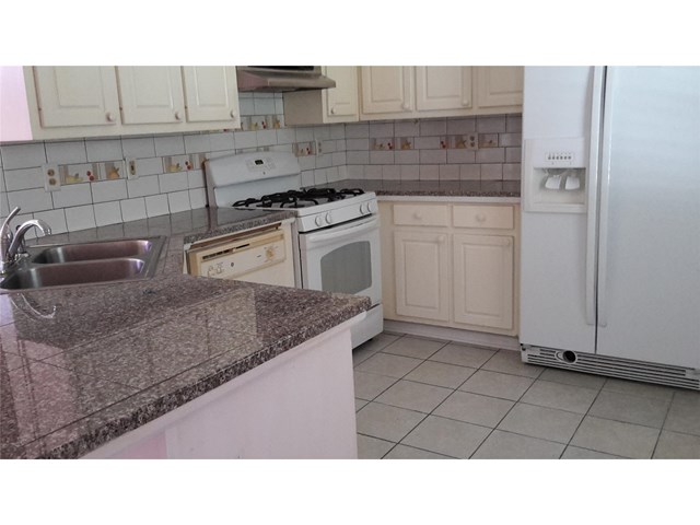 2892 Silver Maple Ct, Rex, GA 30273 photo 5