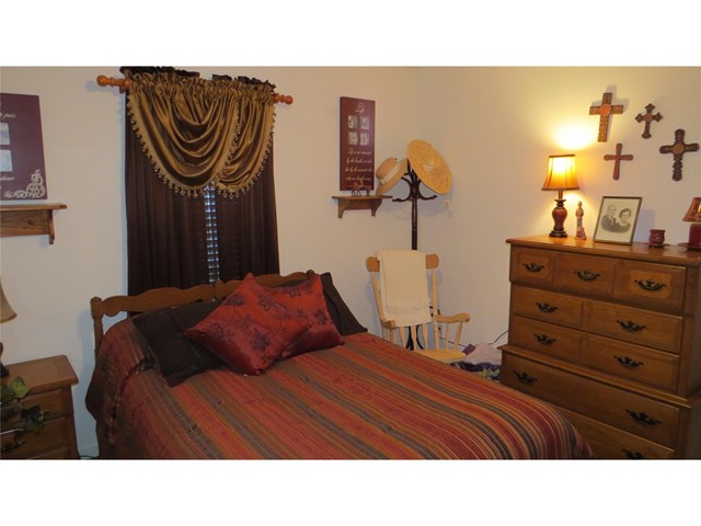 308 Royal Ct, Jackson, GA 30233 photo 10