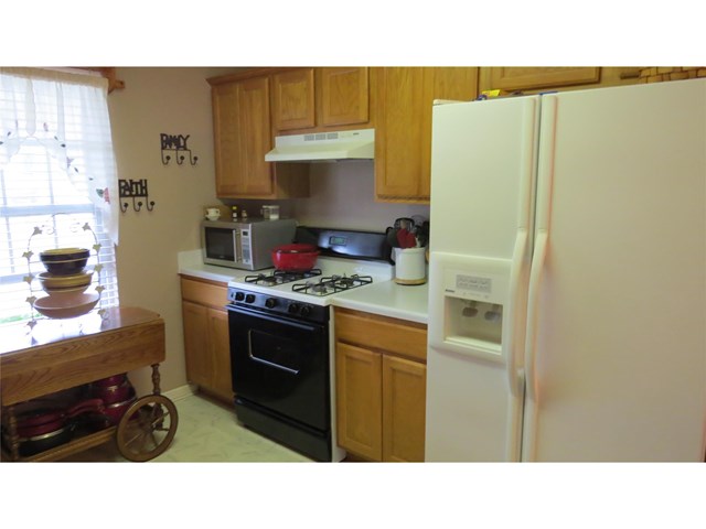 308 Royal Ct, Jackson, GA 30233 photo 4