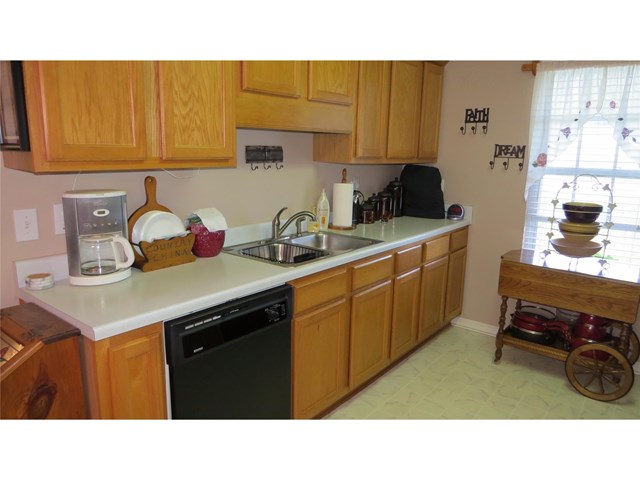 308 Royal Ct, Jackson, GA 30233 photo 3