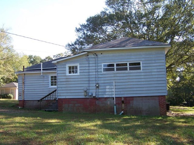 120 E Freeman St, Newnan, GA 30263 photo 2