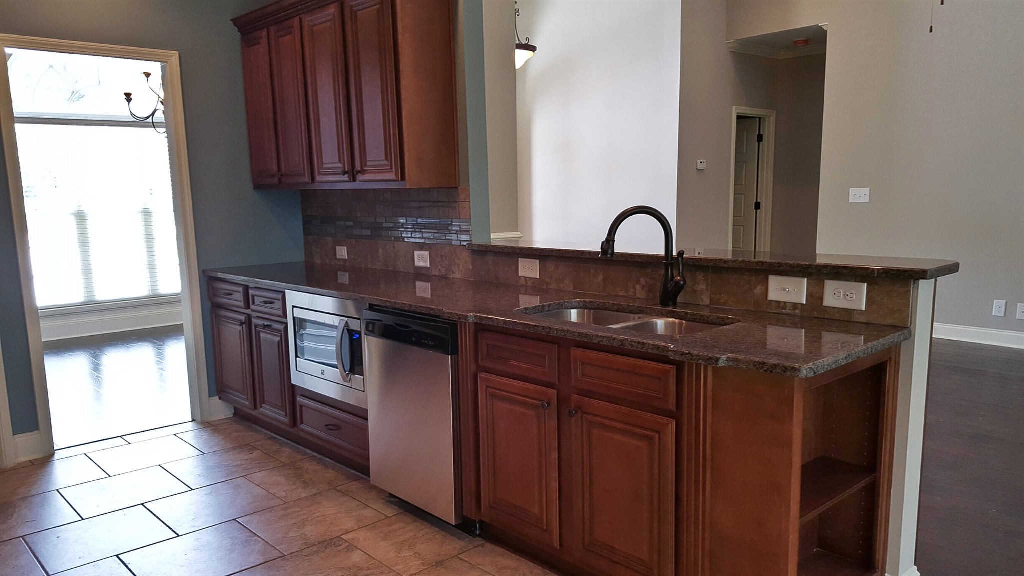 305 Bridgehampton, Perry, GA 31069 photo 6